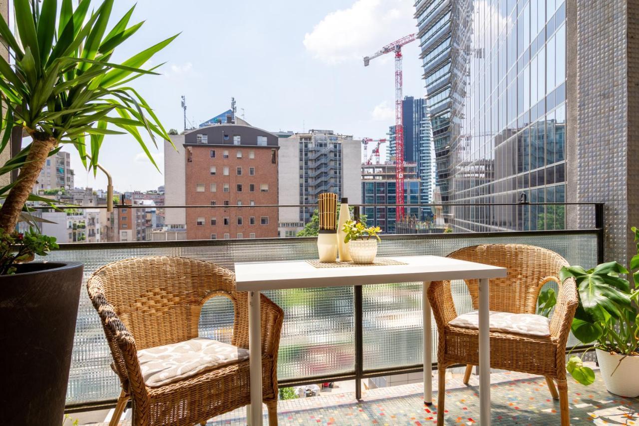 Palazzo Lombardia - Central Station - Bighome Милан Экстерьер фото